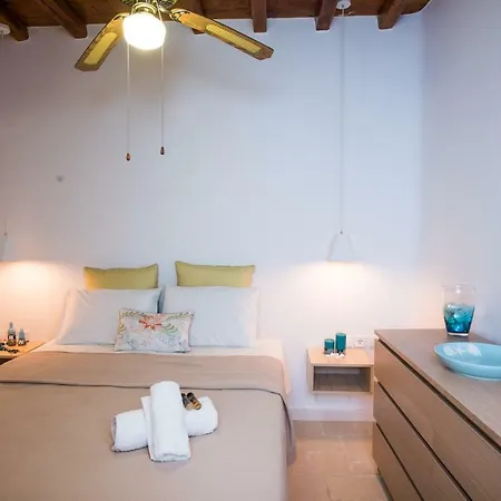 Mykonos Boutique House أورنوس